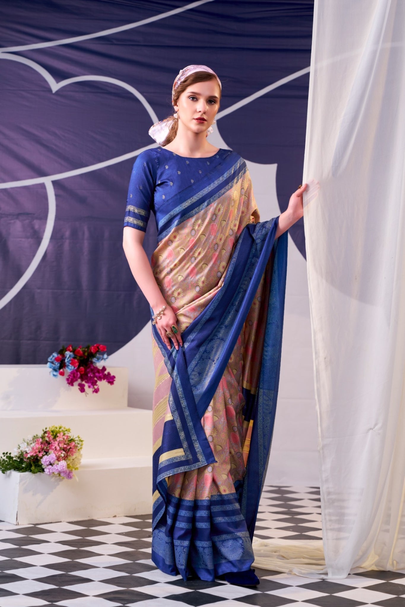 Elegant Floral Woven Designer Saree With Rich Contrast Border
