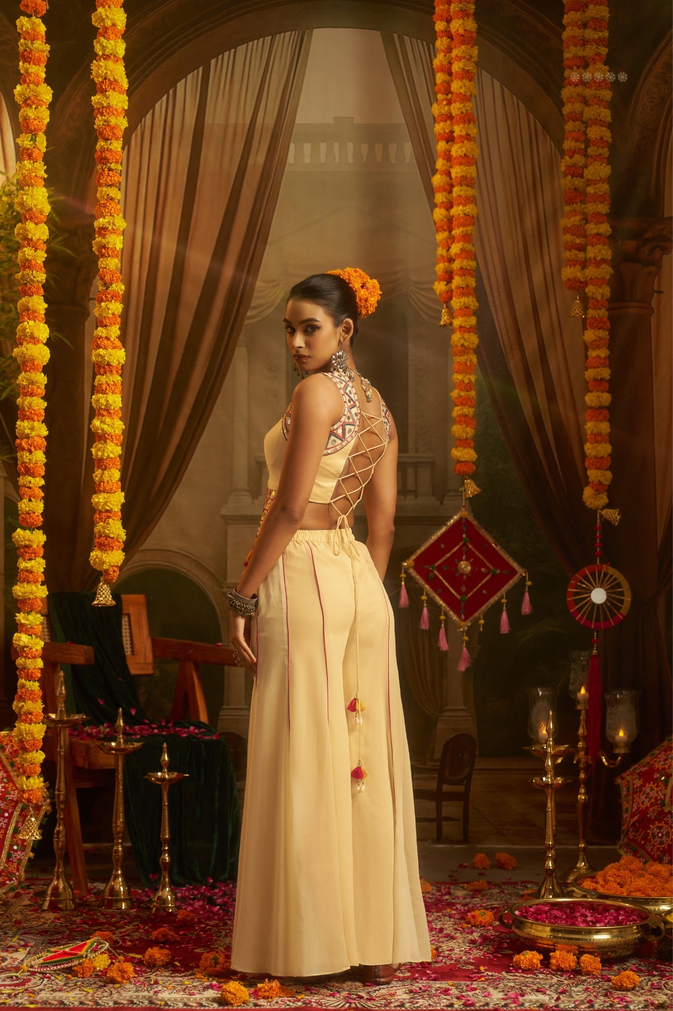 Cream Georgette Designer Festive Set With Thread, Mirror And Shell Handwork