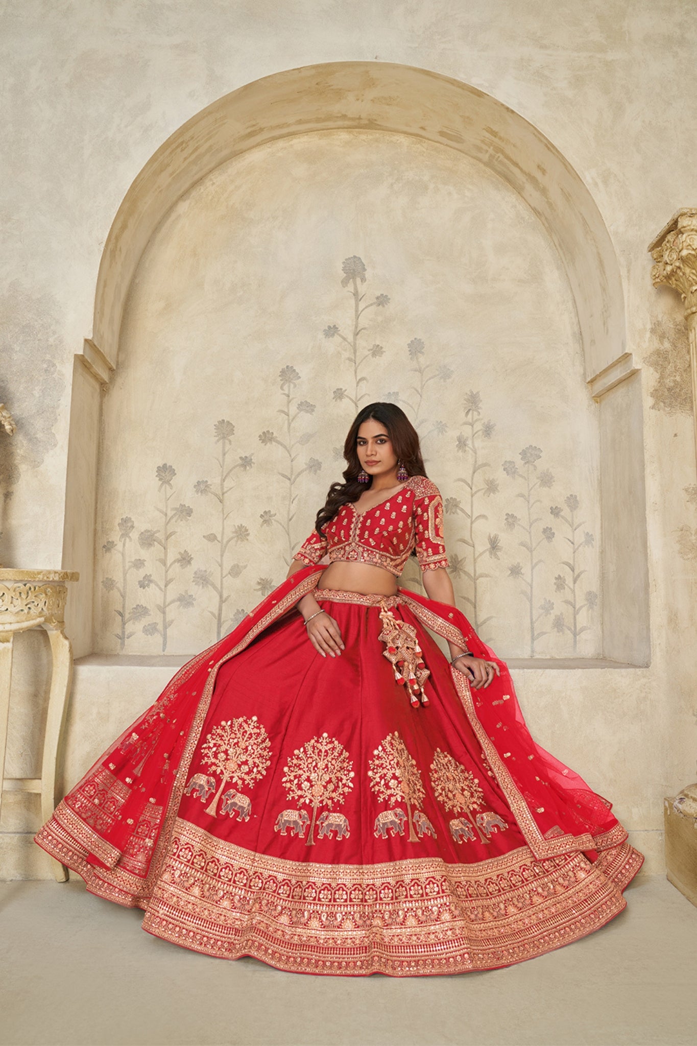Ivory Grandeur Luxury Zari Embroidered Bridal Lehenga