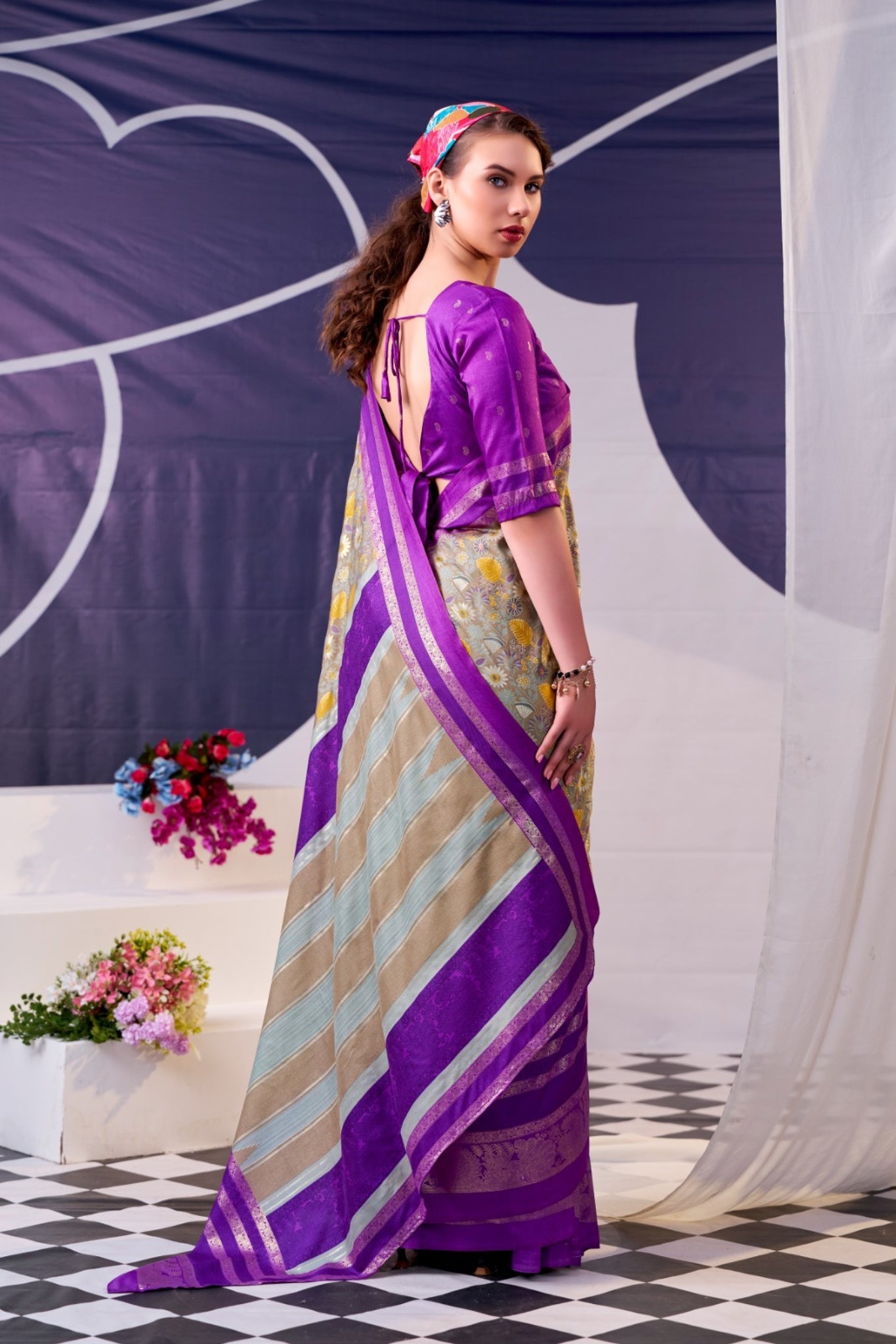 Elegant Floral Woven Designer Saree With Rich Contrast Border