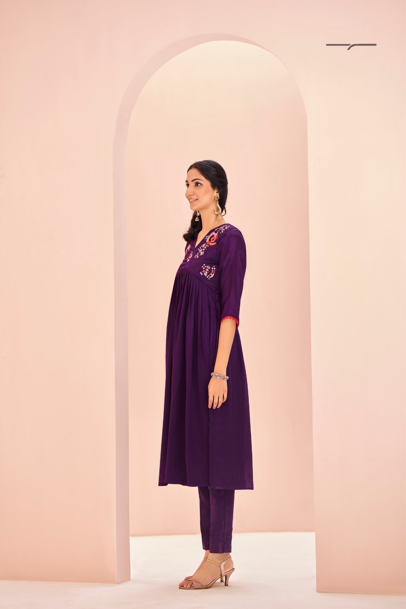 Wine Bloom Luxe Chinon Handwork Set