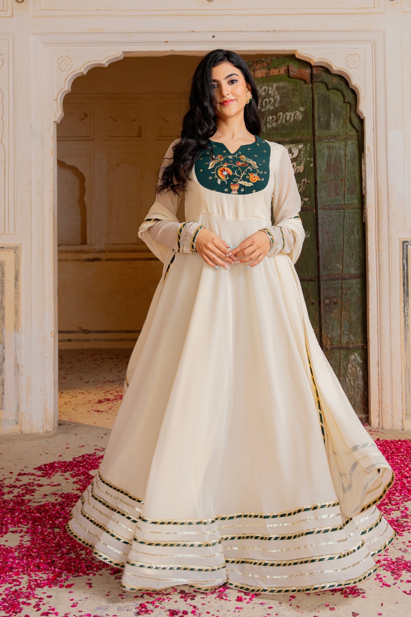 Royal Ivory Flow Anarkali Featuring Emerald Hand Embroidered Detail