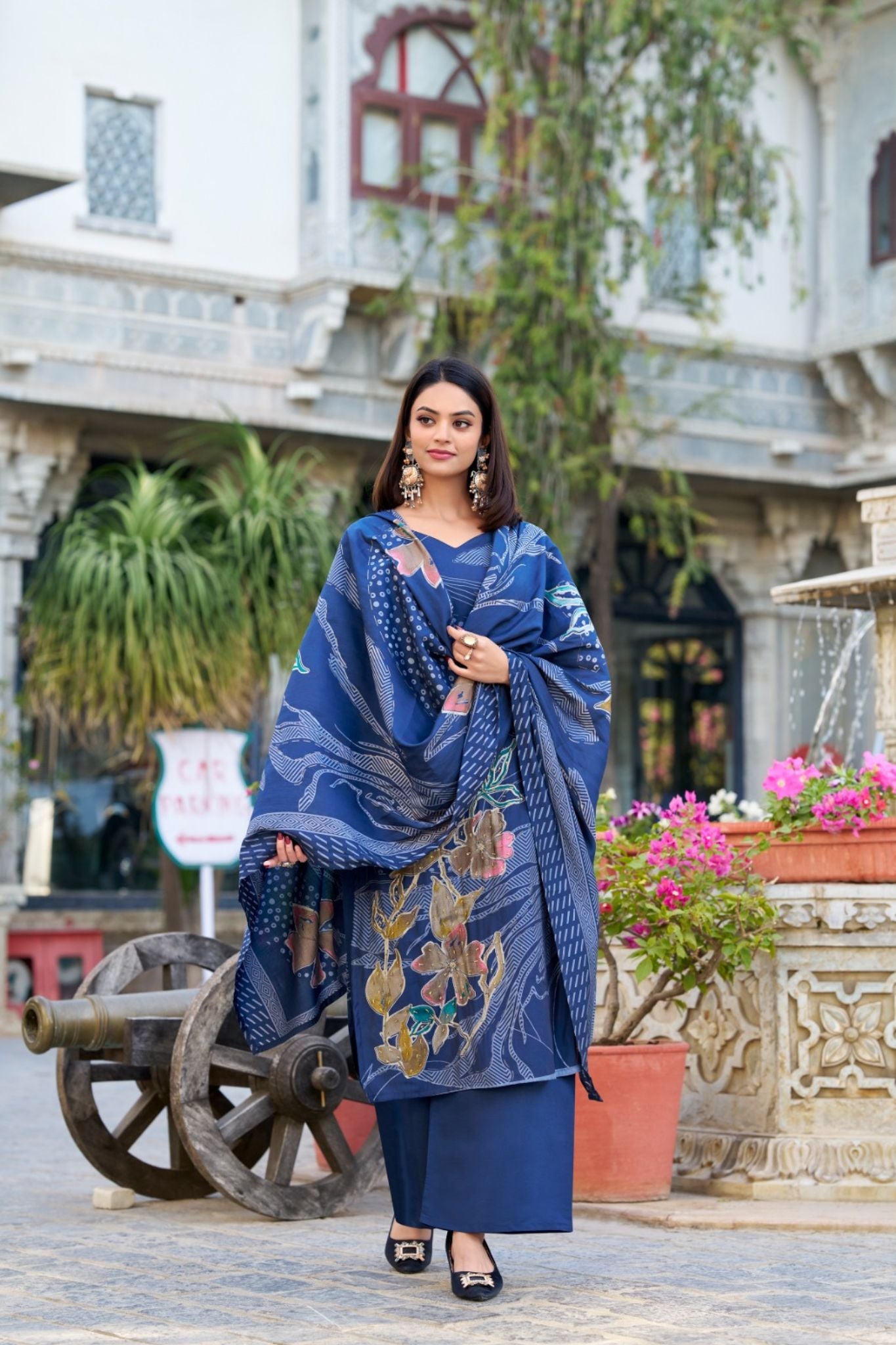 Floral Print Beets Handwork Stunning Salwar Suit