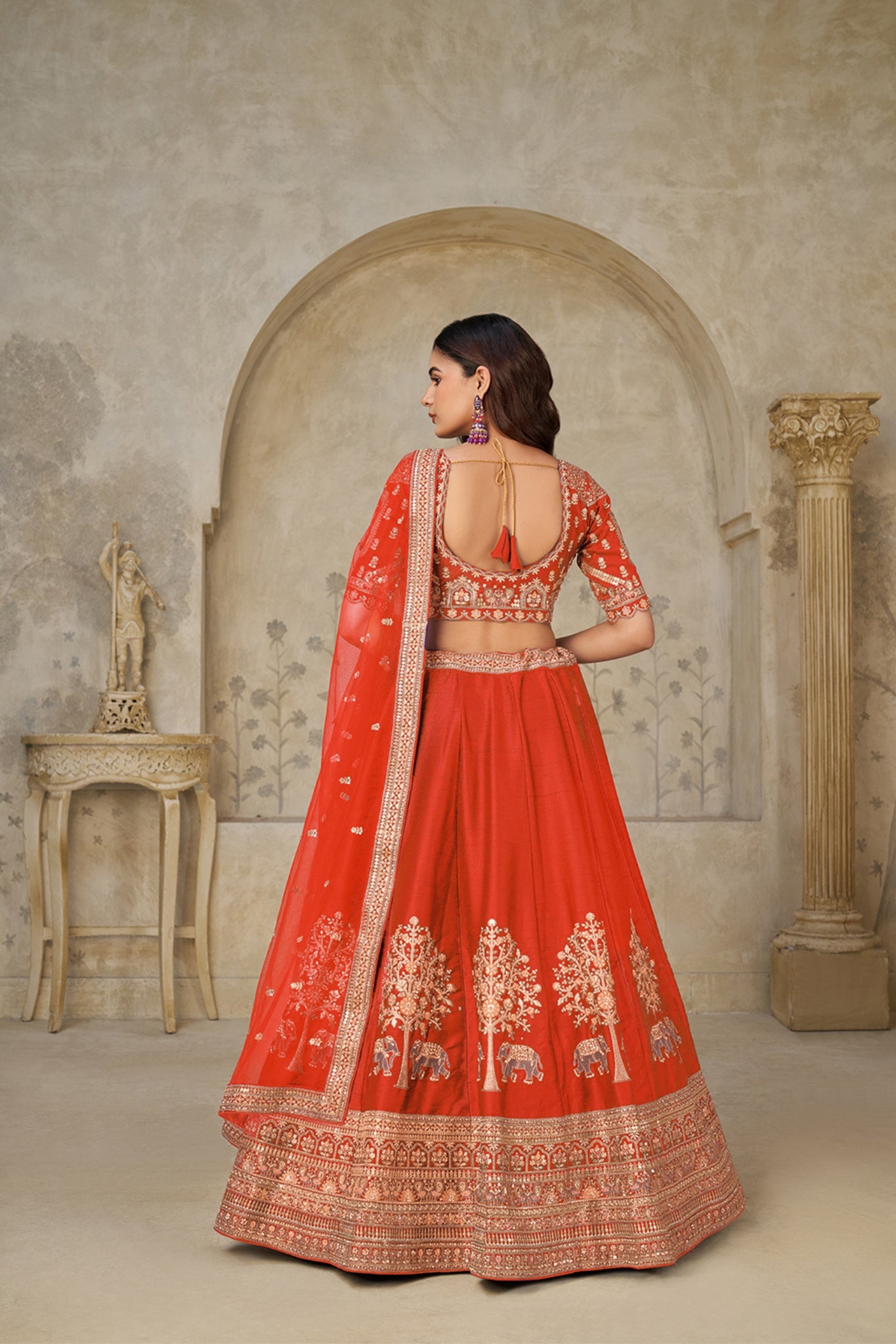 Ivory Grandeur Luxury Zari Embroidered Bridal Lehenga