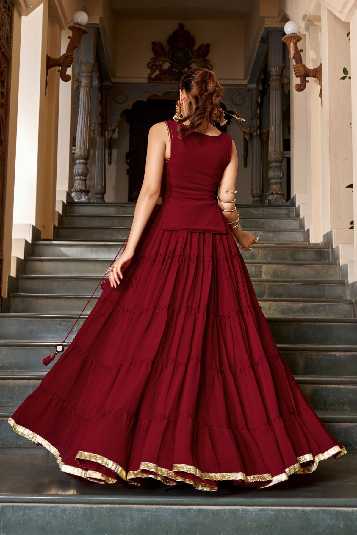 14 Meter Full Gher Navratri Showstopper Lehenga Choli With Mirror Koti