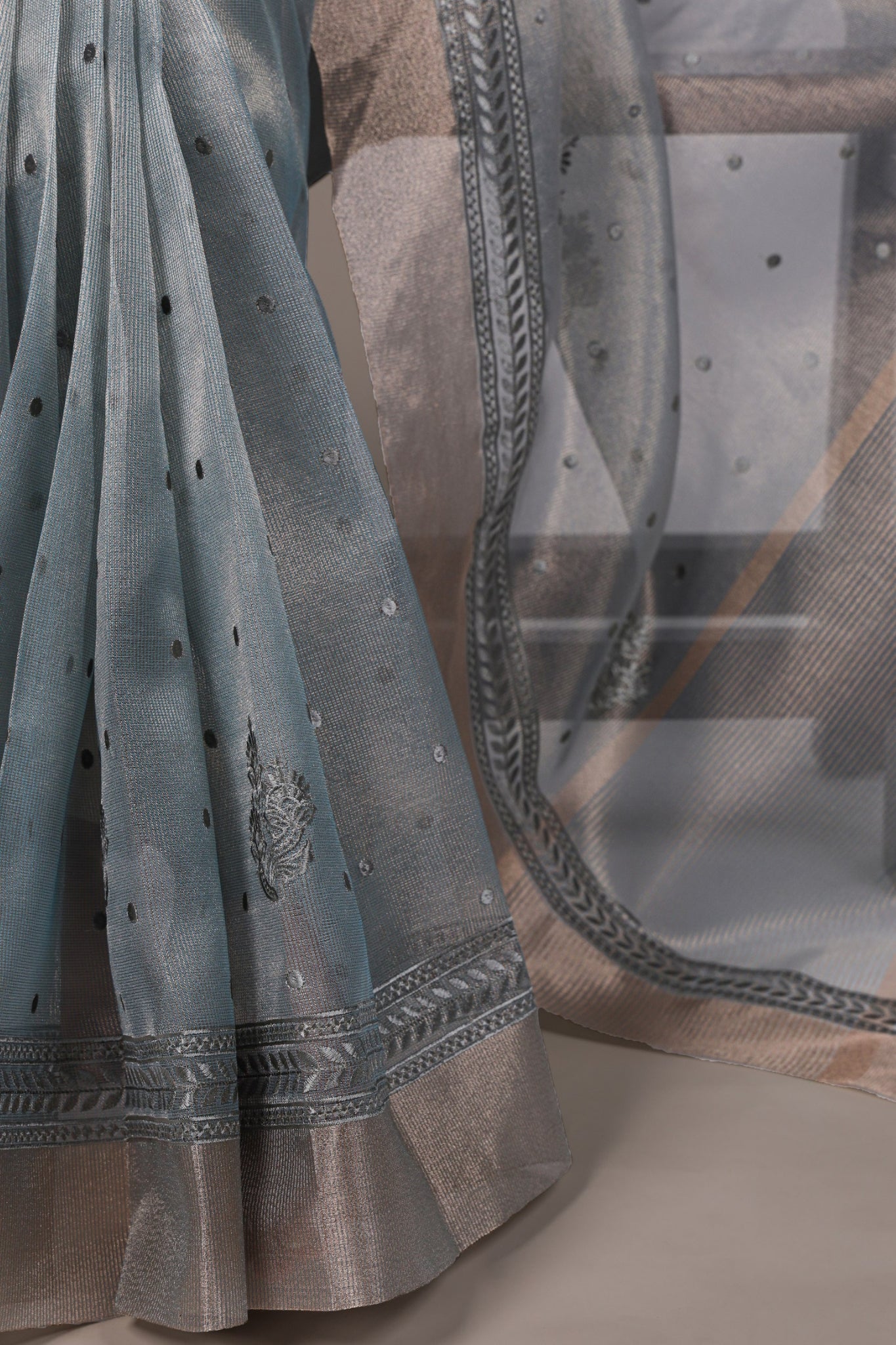 Shimmer And Shine Premium Designer Thread Embroidery Saree