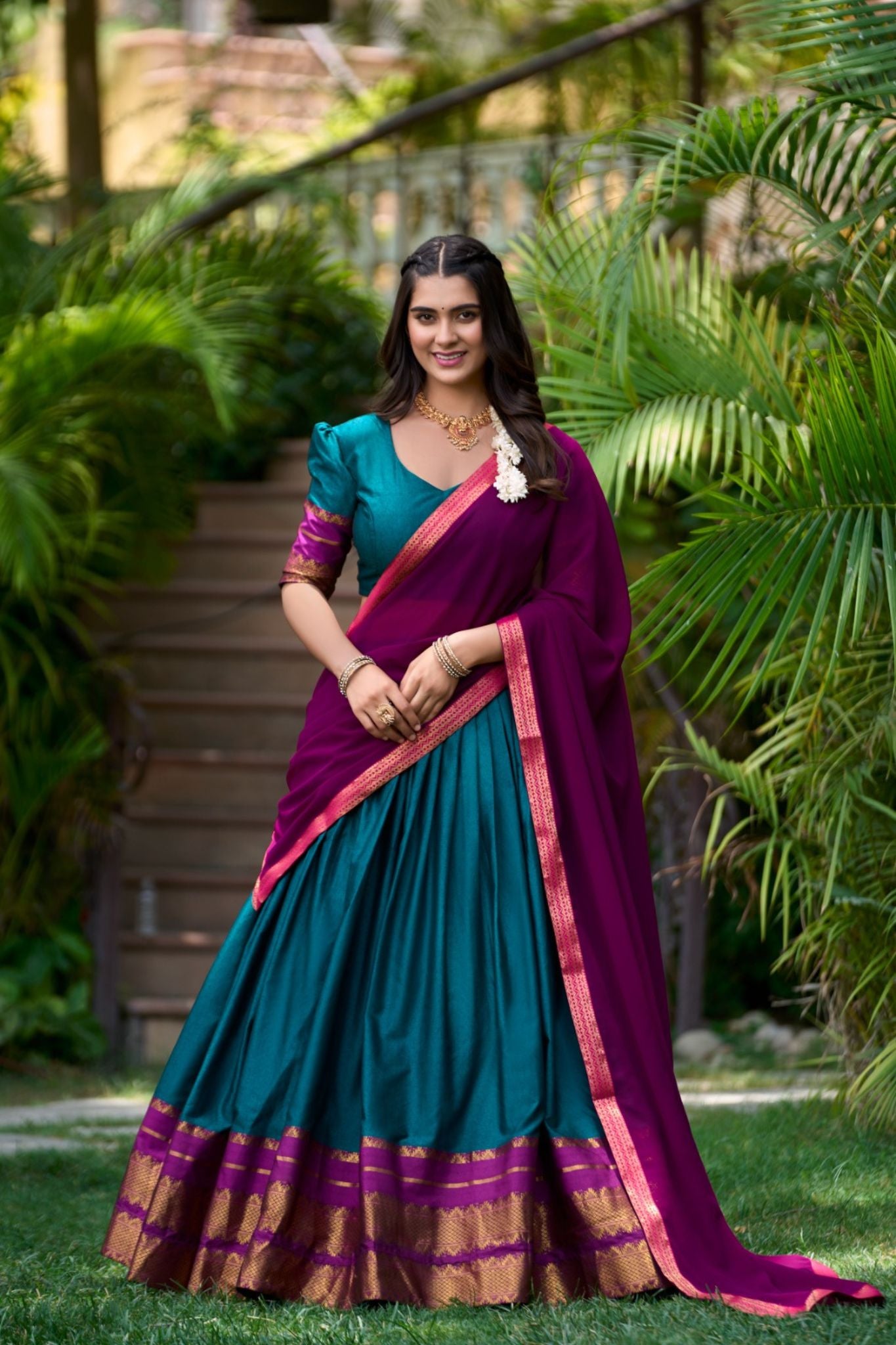 Elegant Traditional Zari Border Lehengas with Contrasting Dupattas Perfect for Festive & Wedding Occasions