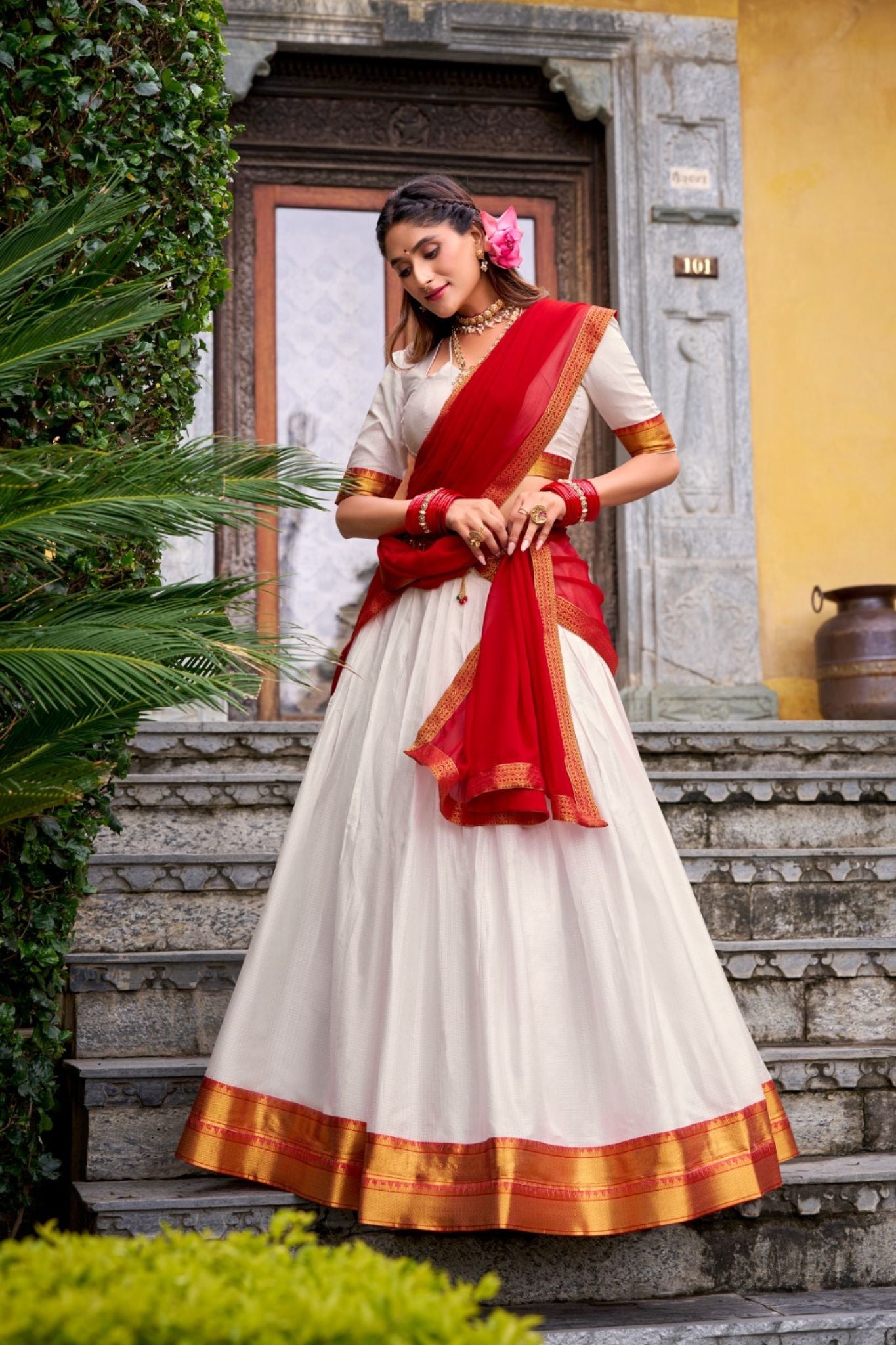 Ready-to-Wear Zari Woven Lehenga Set with Unstitched Blouse and Lace Border Dupatta