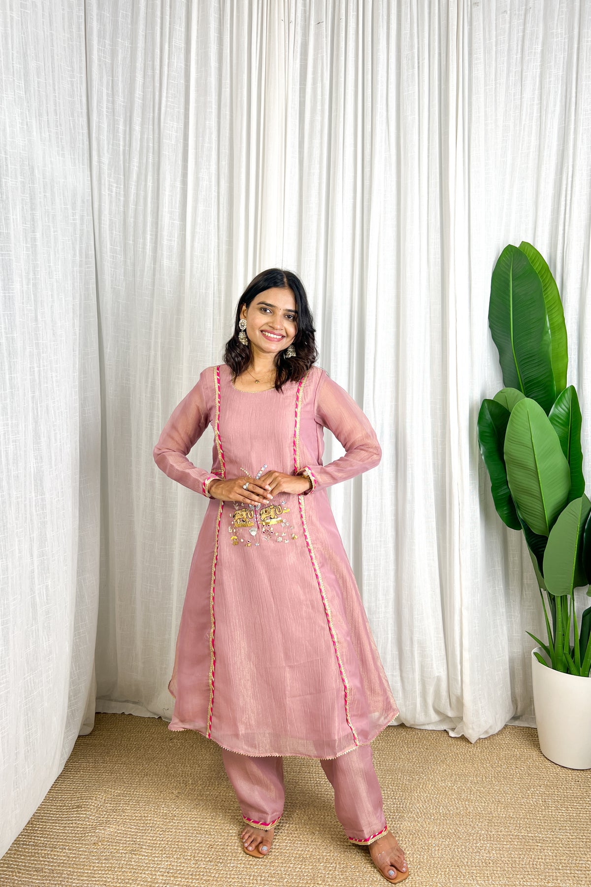 Dusty Pink Handmade Designer Elephant & Palm Handwork Festive Kurta Set For Women