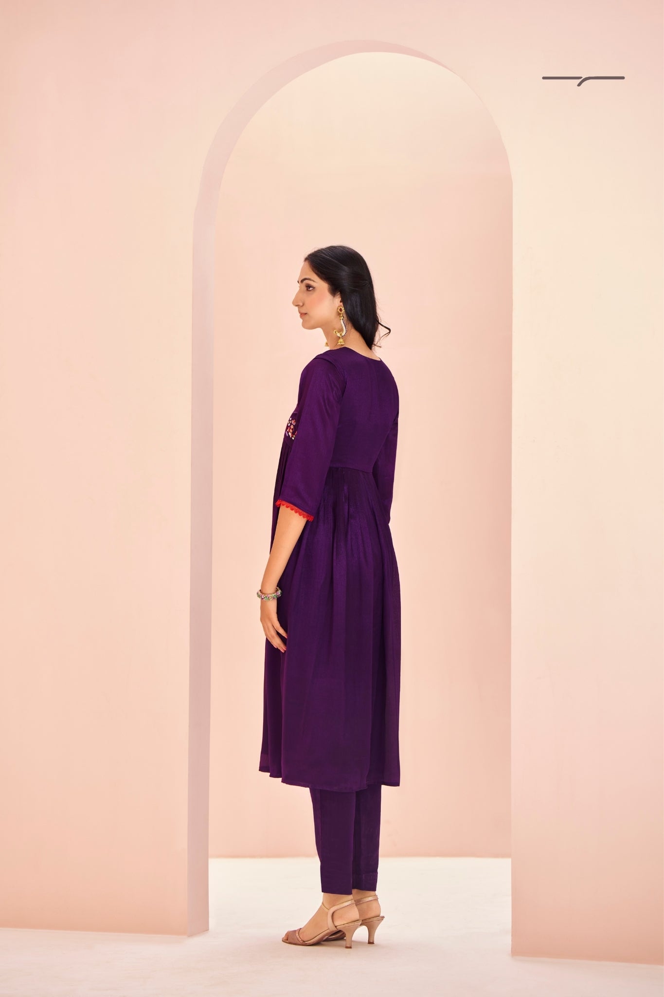 Wine Bloom Luxe Chinon Handwork Set