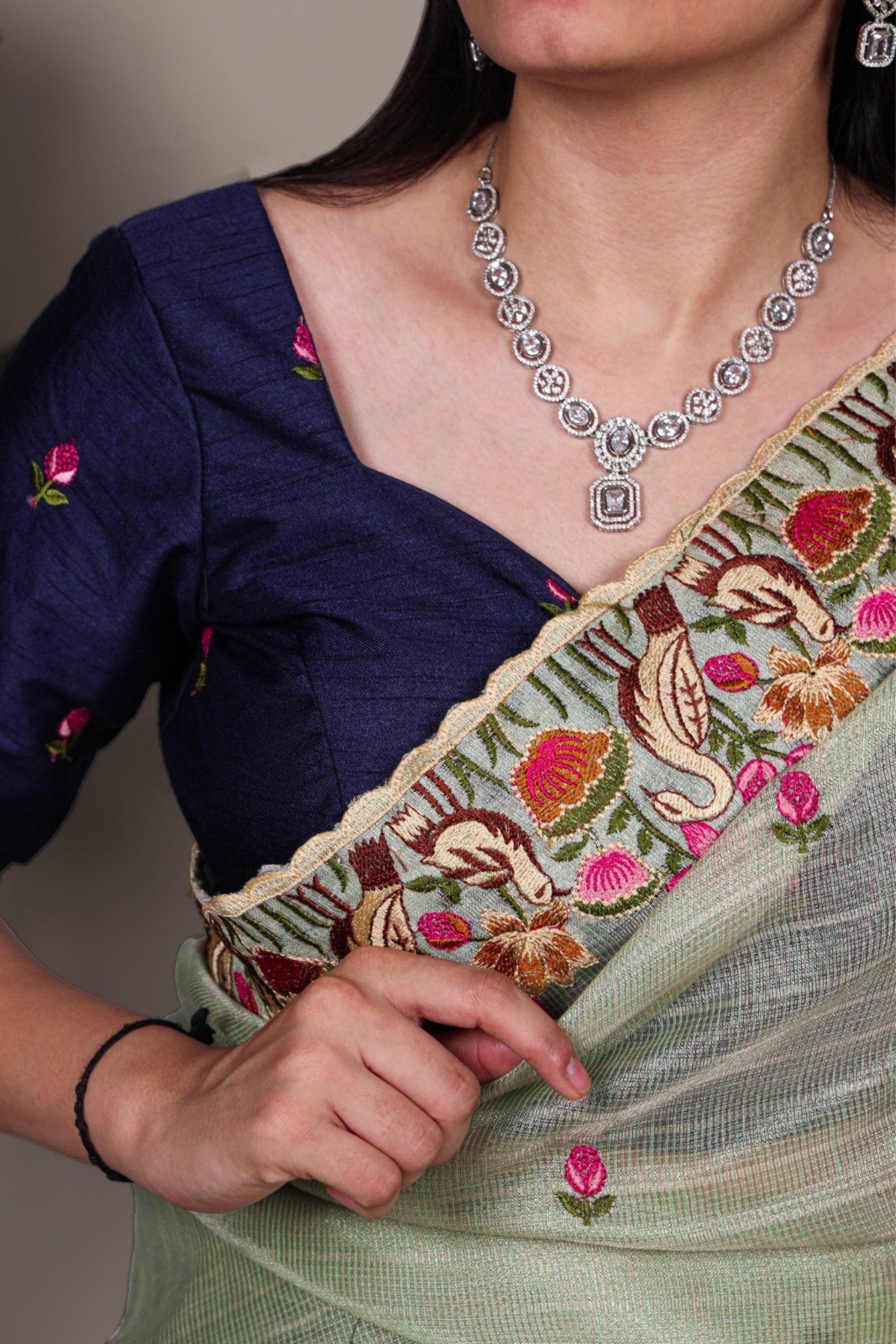 Luxury Zari Kota Tissue Designer Saree With Thread Embroidery Work